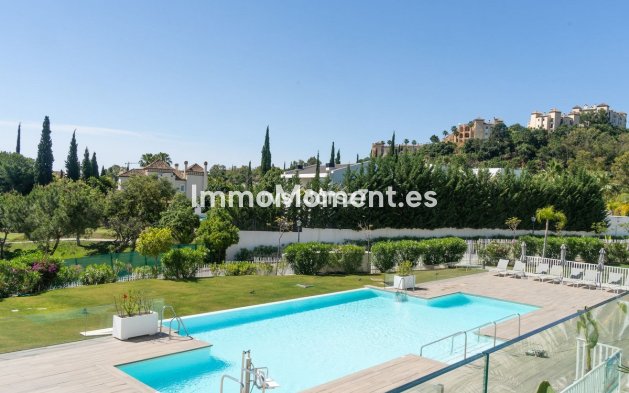 Resale - Apartment - Benahavís - Benahavís Centro