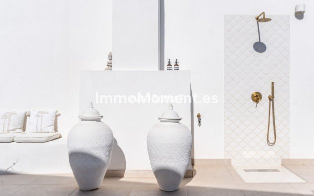 Resale - Villa - Marbella - El Rosario