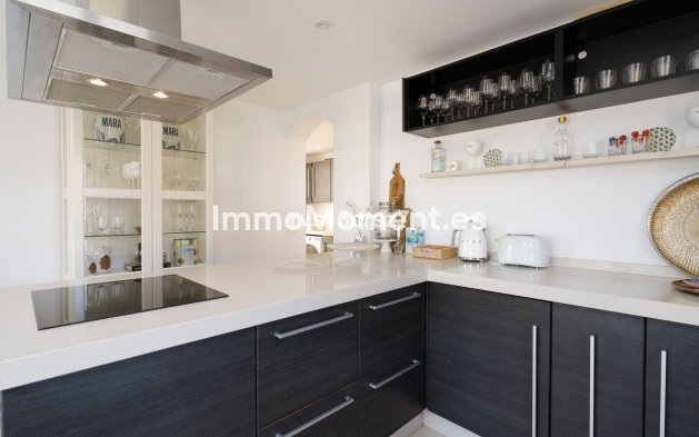 Resale - Villa - Marbella - El Rosario