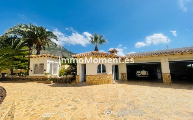 Resale - Villa - Altea - Altea Centro
