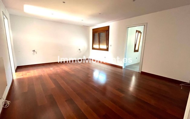 Wiederverkauf - Villa - La Nucía - La Nucia Centro