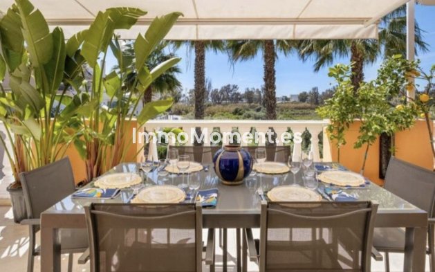 Revente - Appartement - Estepona  - Estepona Centro