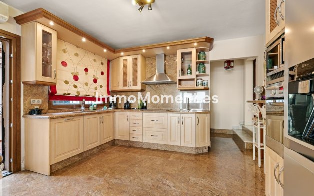 Revente - Villa - Estepona  - Estepona Centro