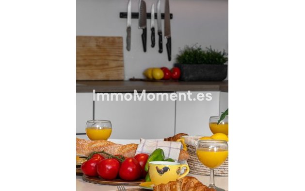 Resale - Apartment - Fuengirola - Fuengirola Centro