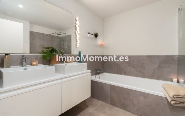 Resale - Apartment - Mijas - La Cala de Mijas