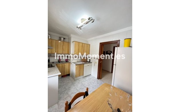 Reventa - Apartamento - Estepona  - Estepona Centro