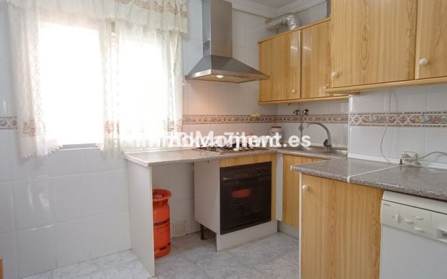 Reventa - Apartamento - Estepona  - Estepona Centro