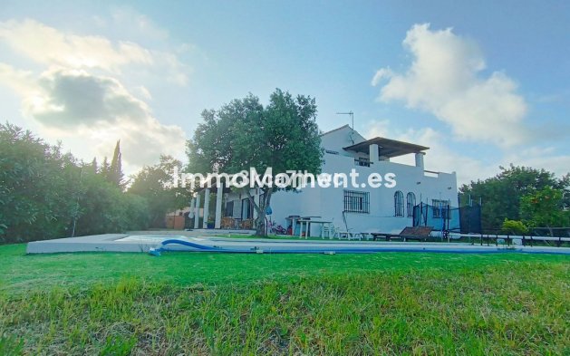 Revente - Villa - Estepona  - Estepona Centro