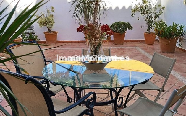 Revente - Maison mitoyenne - Estepona  - Estepona Centro