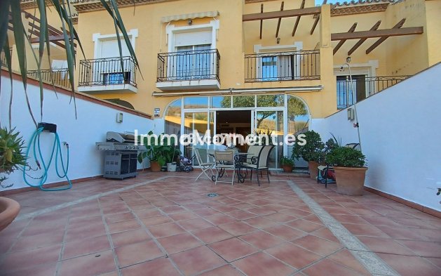 Revente - Maison mitoyenne - Estepona  - Estepona Centro