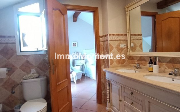 Revente - Maison mitoyenne - Estepona  - Estepona Centro