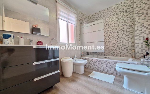 Revente - Maison mitoyenne - Estepona  - Estepona Centro