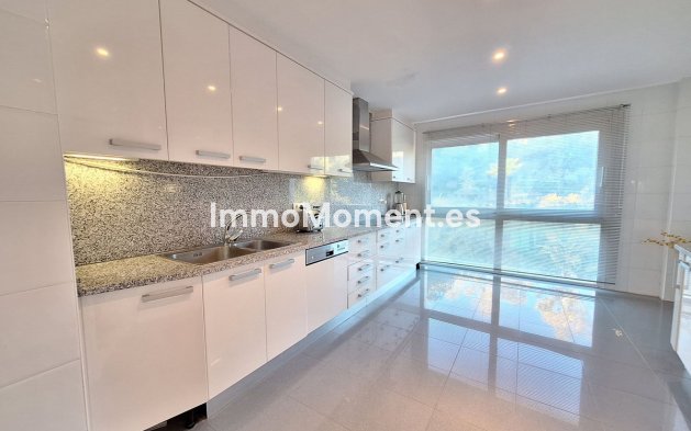 Wiederverkauf - Wohnung - Marbella - Nueva Andalucía