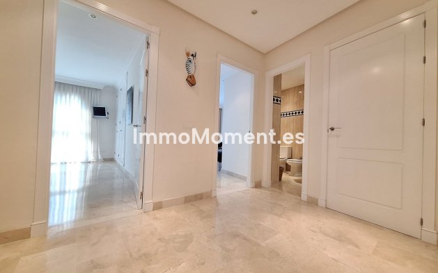 Wiederverkauf - Wohnung - Marbella - Nueva Andalucía