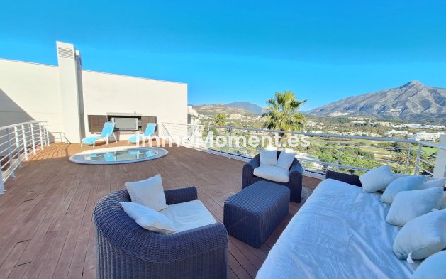 Wiederverkauf - Wohnung - Marbella - Nueva Andalucía