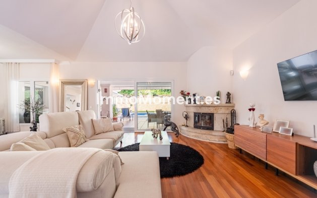 Wiederverkauf - Villa - Mijas - Sierrezuela