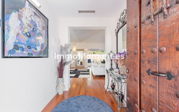 Wiederverkauf - Villa - Mijas - Sierrezuela