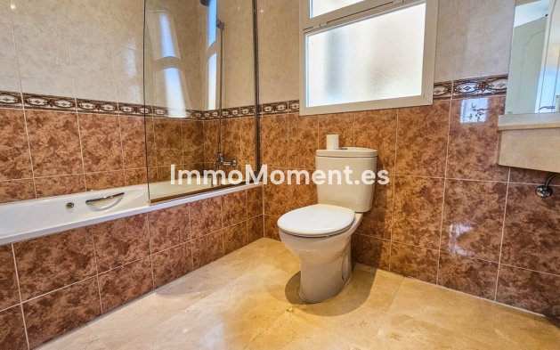 Reventa - Villa - Manilva - La Duquesa