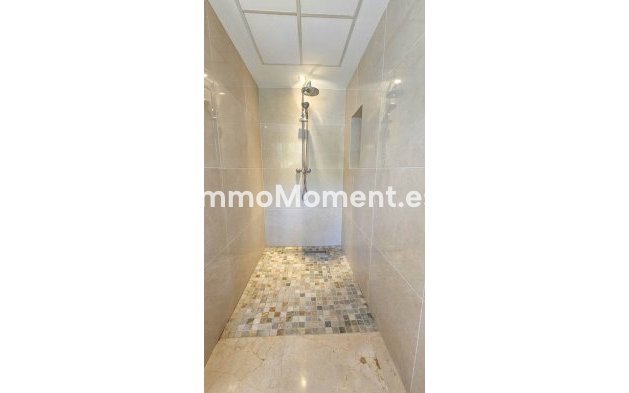 Reventa - Villa - Manilva - La Duquesa