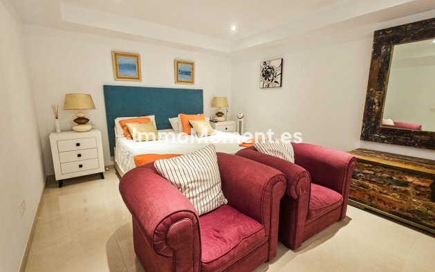 Reventa - Villa - Manilva - La Duquesa