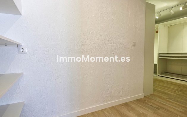 Resale - Villa - Manilva