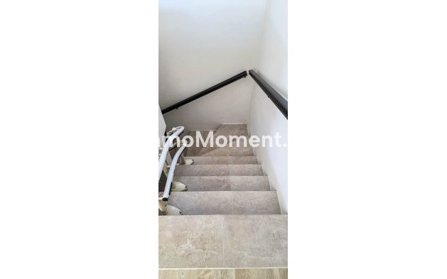 Resale - Villa - Manilva