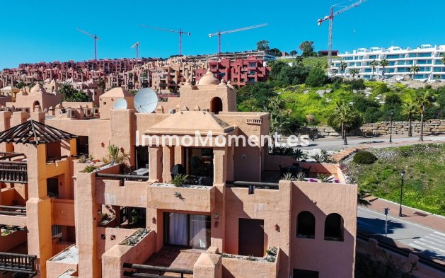 Resale - Apartment - Manilva - La Duquesa