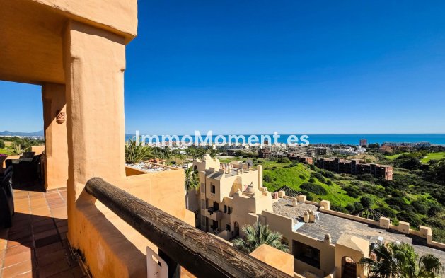 Resale - Apartment - Manilva - La Duquesa