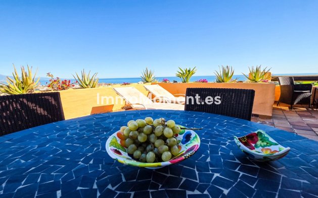 Resale - Apartment - Manilva - La Duquesa