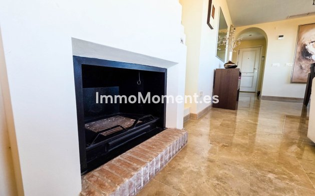 Resale - Apartment - Manilva - La Duquesa
