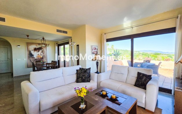 Resale - Apartment - Manilva - La Duquesa