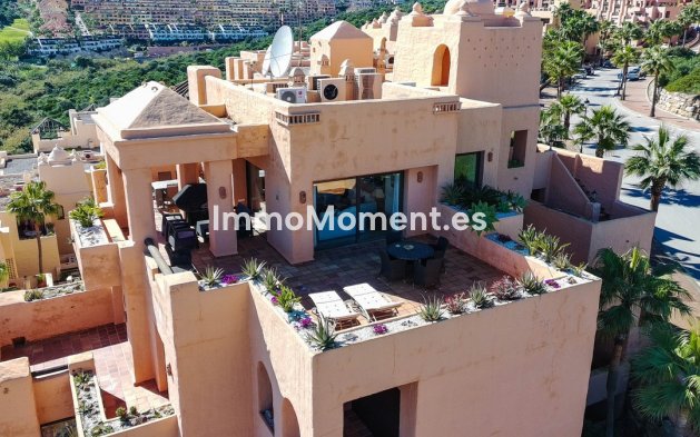 Resale - Apartment - Manilva - La Duquesa