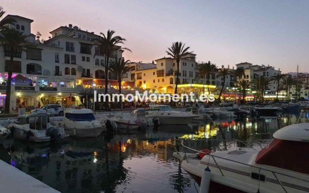 Resale - Apartment - Manilva - La Duquesa