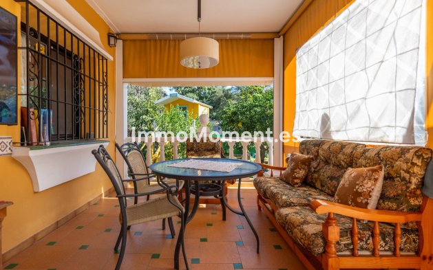 Resale - Villa - Marbella - Las Chapas