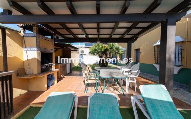 Resale - Villa - Marbella - Las Chapas