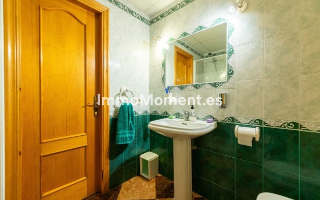 Resale - Villa - Marbella - Las Chapas