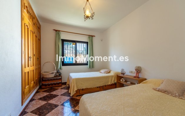 Resale - Villa - Marbella - Las Chapas