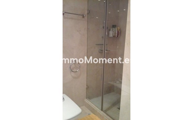 Wiederverkauf - Wohnung - Marbella - Puerto Banús