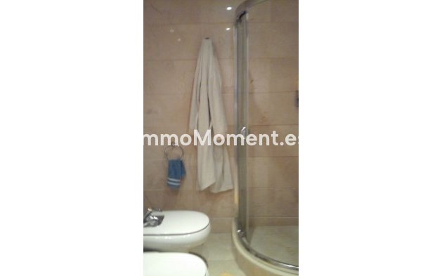 Wiederverkauf - Wohnung - Marbella - Puerto Banús