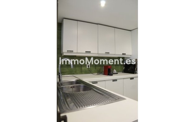 Resale - Apartment - Marbella - Puerto Banús