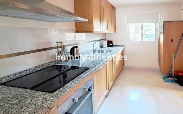 Wiederverkauf - Wohnung - Marbella - Nueva Andalucía