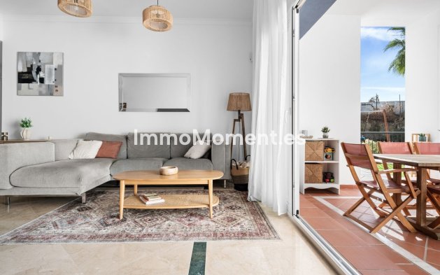 Resale - Apartment - Benahavís - Benahavís Centro