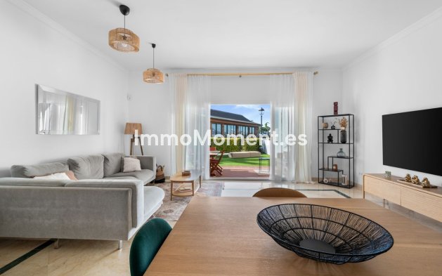 Resale - Apartment - Benahavís - Benahavís Centro
