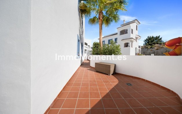 Resale - Apartment - Benahavís - Benahavís Centro