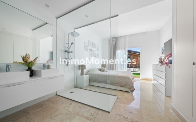 Resale - Apartment - Benahavís - Benahavís Centro