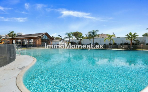 Resale - Apartment - Benahavís - Benahavís Centro