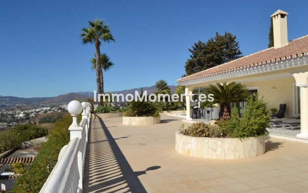 Wiederverkauf - Villa - Mijas - Sierrezuela
