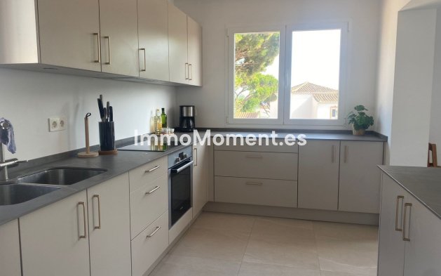 Resale - Villa - Mijas - Calahonda