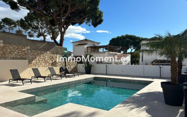 Resale - Villa - Mijas - Calahonda