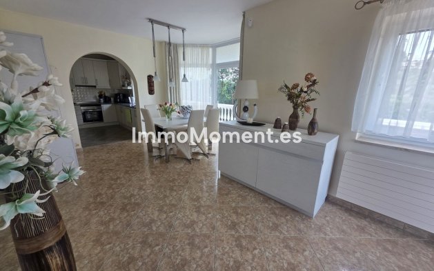 Resale - Villa - Mijas - Calahonda